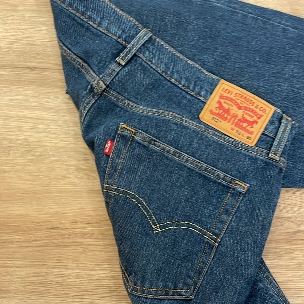 Levi’s Jeans - Picture 2 of 5